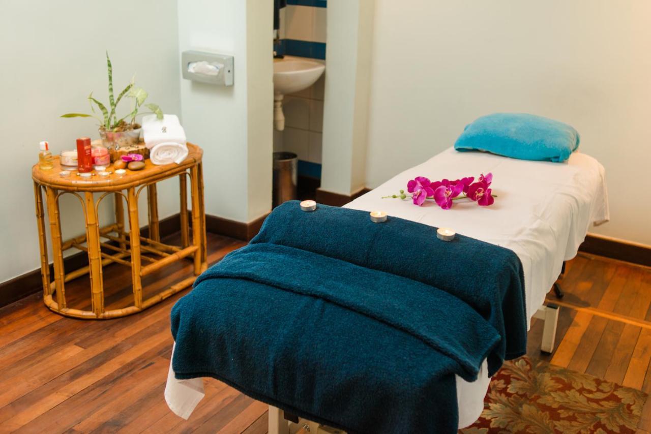 Hotel Colbert - Spa & Casino Antananarivo Luaran gambar